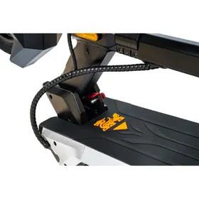 M4 Max-detail-10